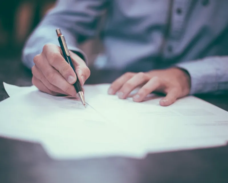 Due diligence when buying in Florianópolis: what to verify before you sign