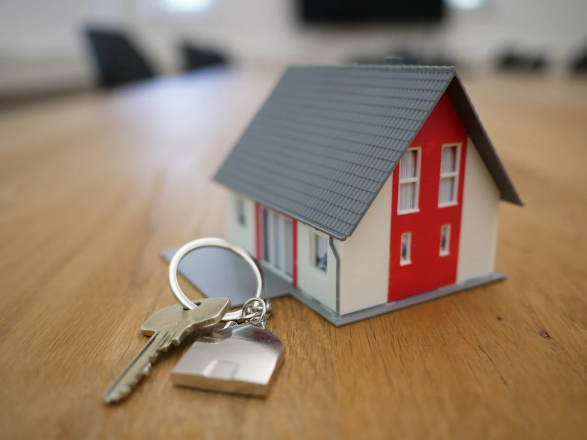 Investir em imóveis em Florianópolis: rentabilidade, aluguel por temporada e ROI