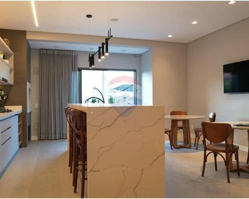 Greenview – Duplex de 2 Dormitorios con Balcones en Ingleses, Florianópolis — Ingleses