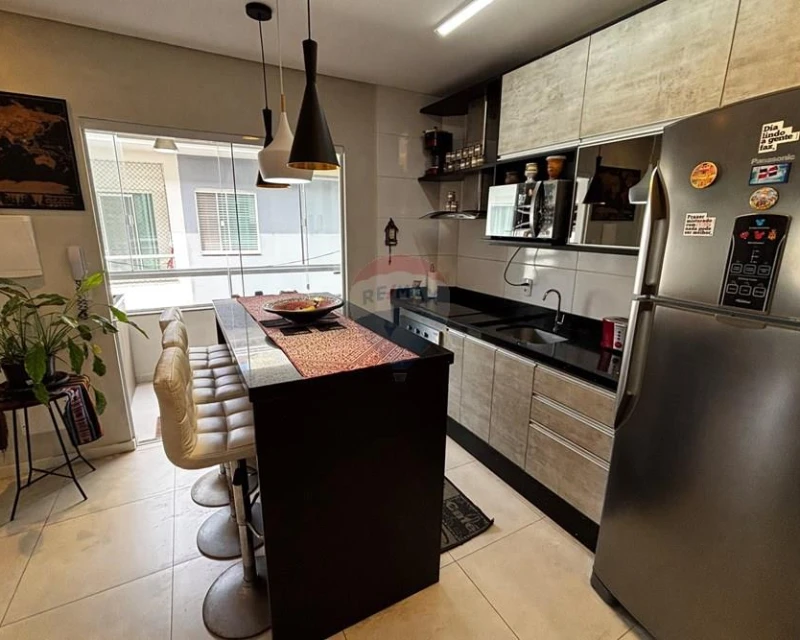 Apartamento 2 Dormitórios com Suíte à Venda em Ingleses, Florianópolis — Ingleses