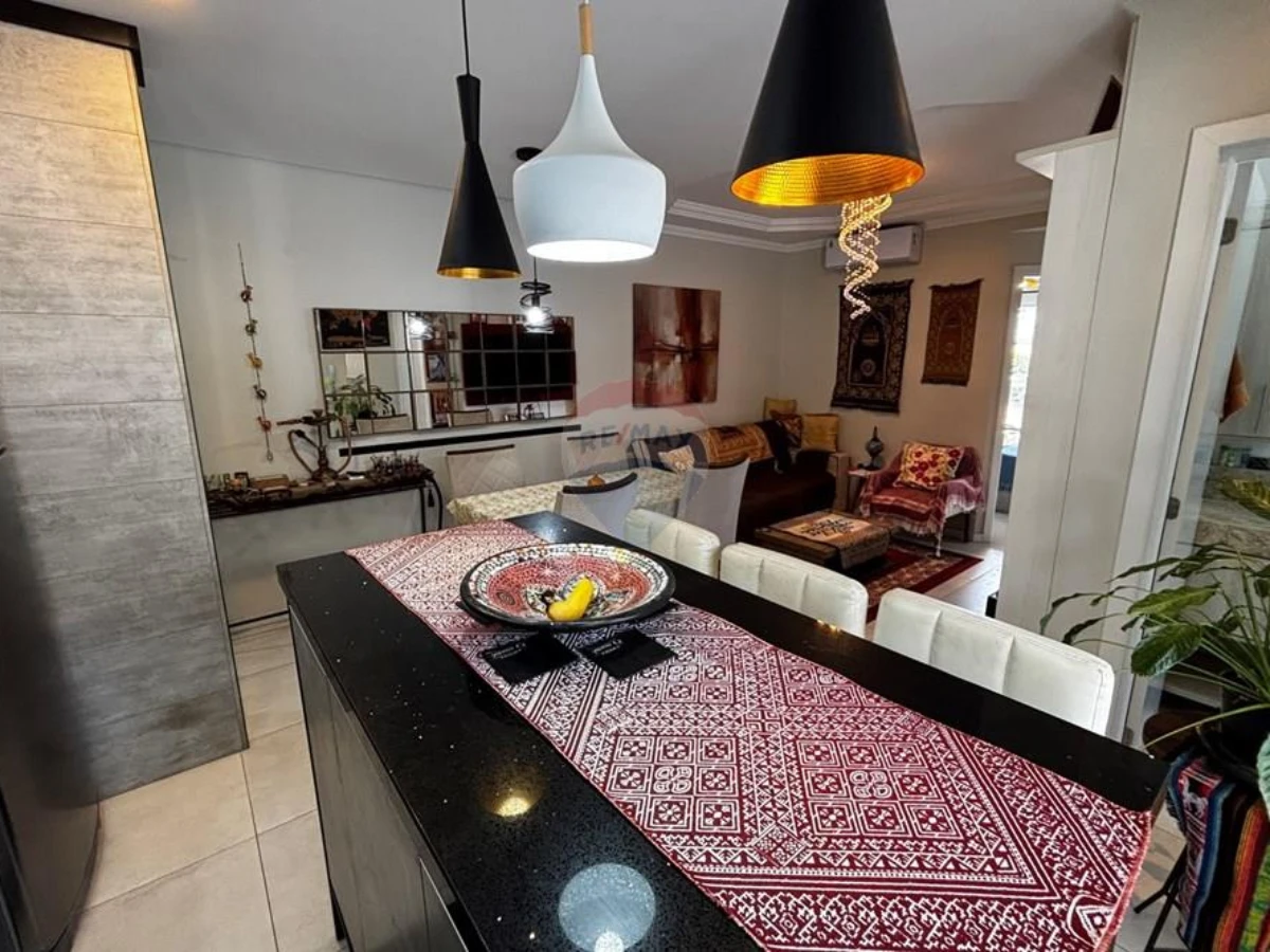 Apartamento 2 Dormitórios com Suíte à Venda em Ingleses, Florianópolis — Ingleses