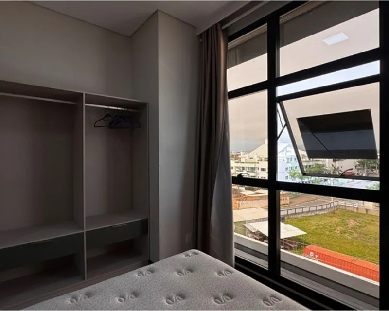 Studio en Venta – Ingleses, Florianópolis | Vista al Mar, Amoblado, Piso 3 — Ingleses