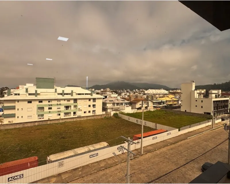 Studio en Venta – Ingleses, Florianópolis | Vista al Mar, Amoblado, Piso 3 — Ingleses