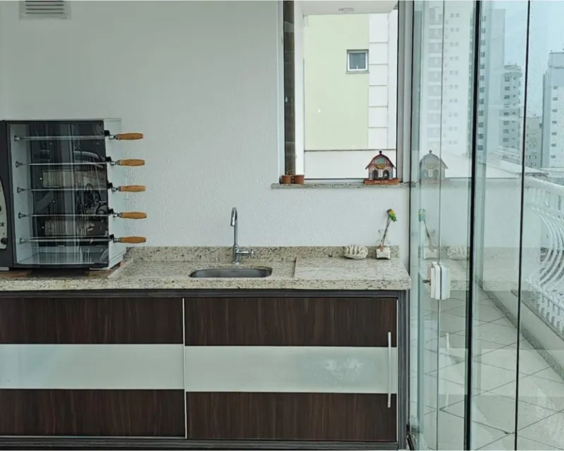 Cobertura 252 m² com Vista para o Mar — Agronômica, Florianópolis — Agronômica