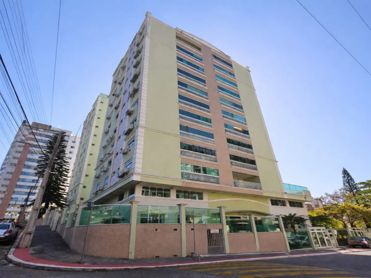 Cobertura 252 m² com Vista para o Mar — Agronômica, Florianópolis — Agronômica