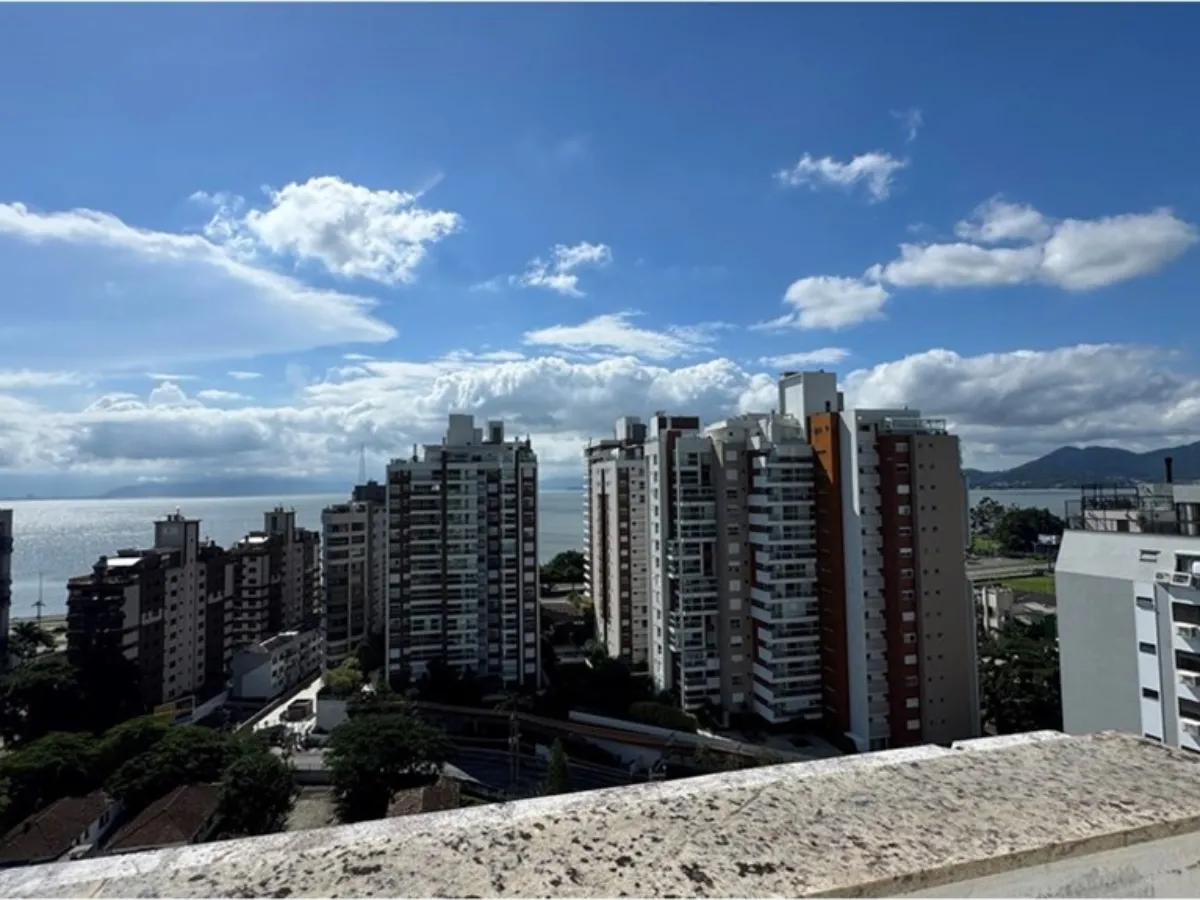 Cobertura 252 m² com Vista para o Mar — Agronômica, Florianópolis — Agronômica
