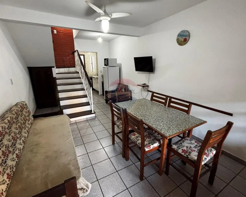 2-Bedroom Duplex House for Sale in Canasvieiras, Florianópolis — Canasvieiras