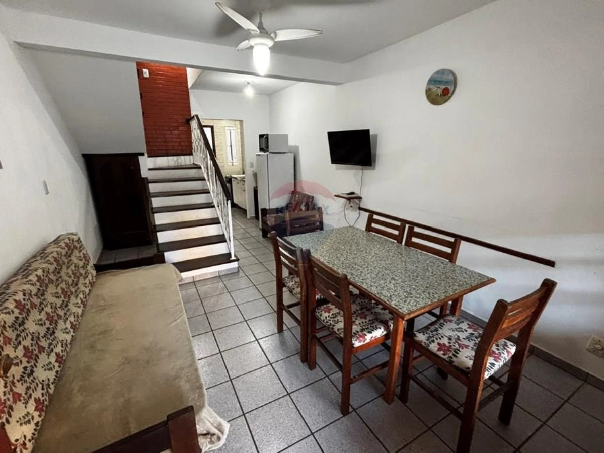 Casa Duplex 2 Quartos à Venda em Canasvieiras, Florianópolis