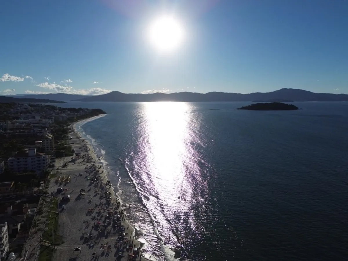 Casa Dúplex 2 Dormitorios en Venta en Canasvieiras, Florianópolis — Canasvieiras
