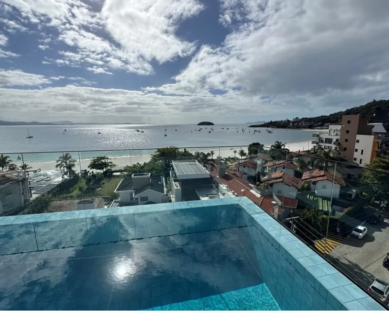 Apartamento Amoblado con Vista al Mar y Piscina en Rooftop – Jurerê Internacional, Florianópolis — Jurerê Internacional