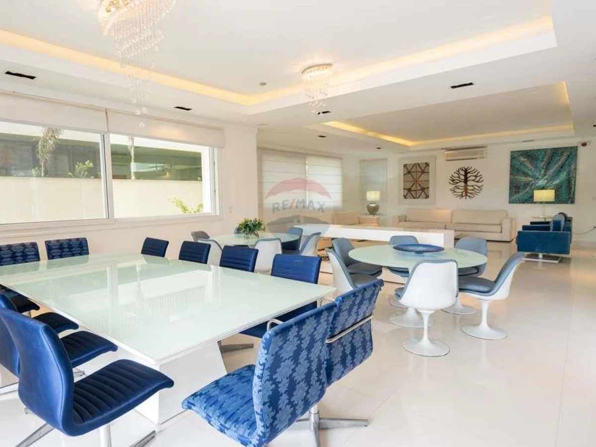 Casa de Alto Padrão para Alugar no Condomínio Premier Residence – Jurerê Internacional, Florianópolis