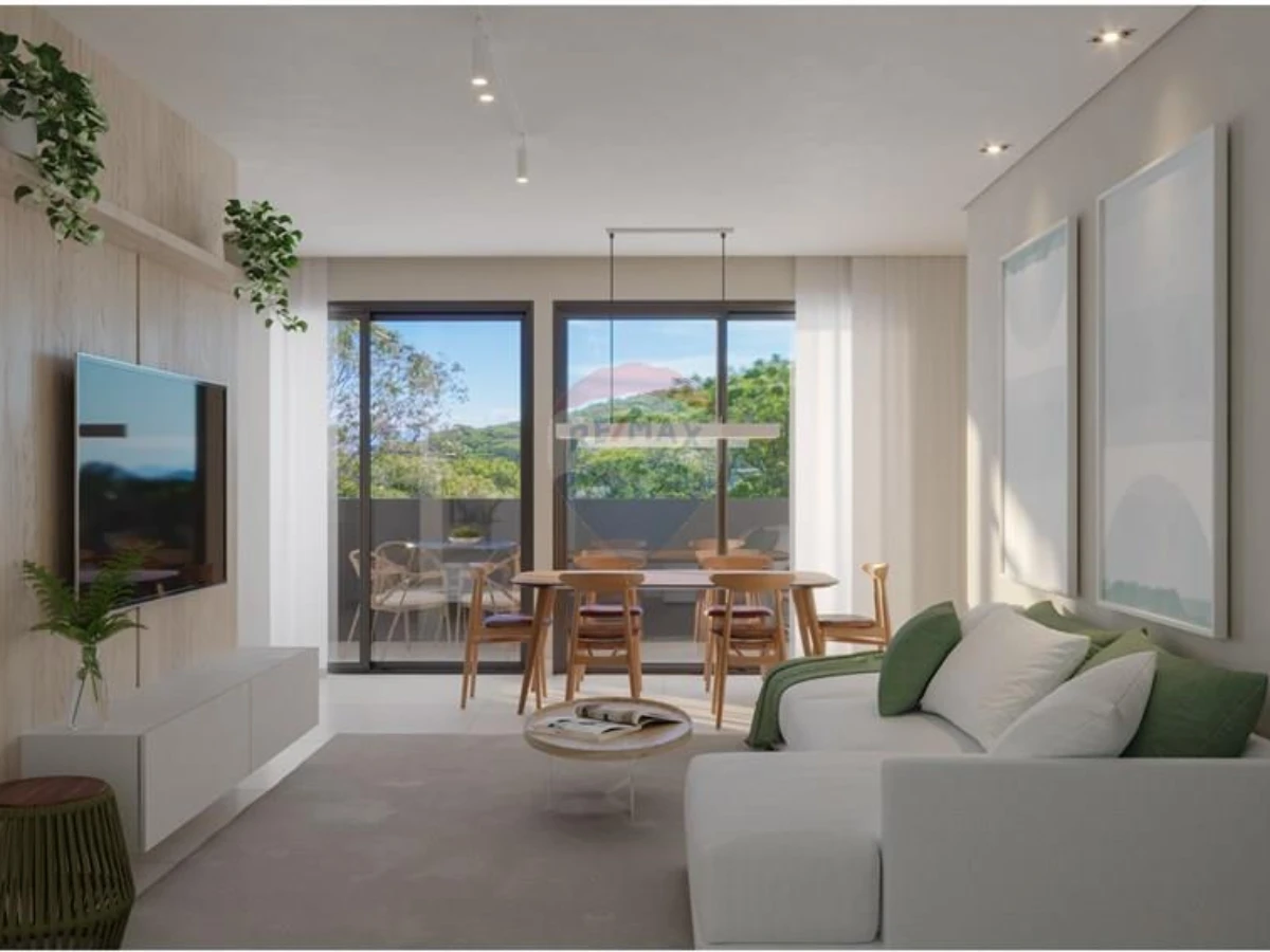 Apartamento Moderno à Venda na Estrada Haroldo Soares, Cacupé, Florianópolis