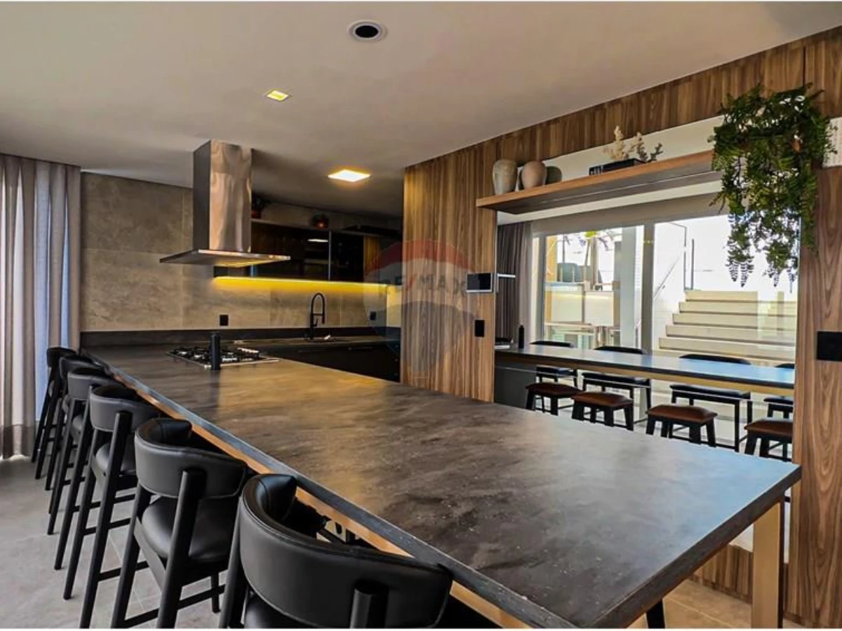 Apartamento 2 Suítes à Venda — Gaivotas Golden Residence, Ingleses