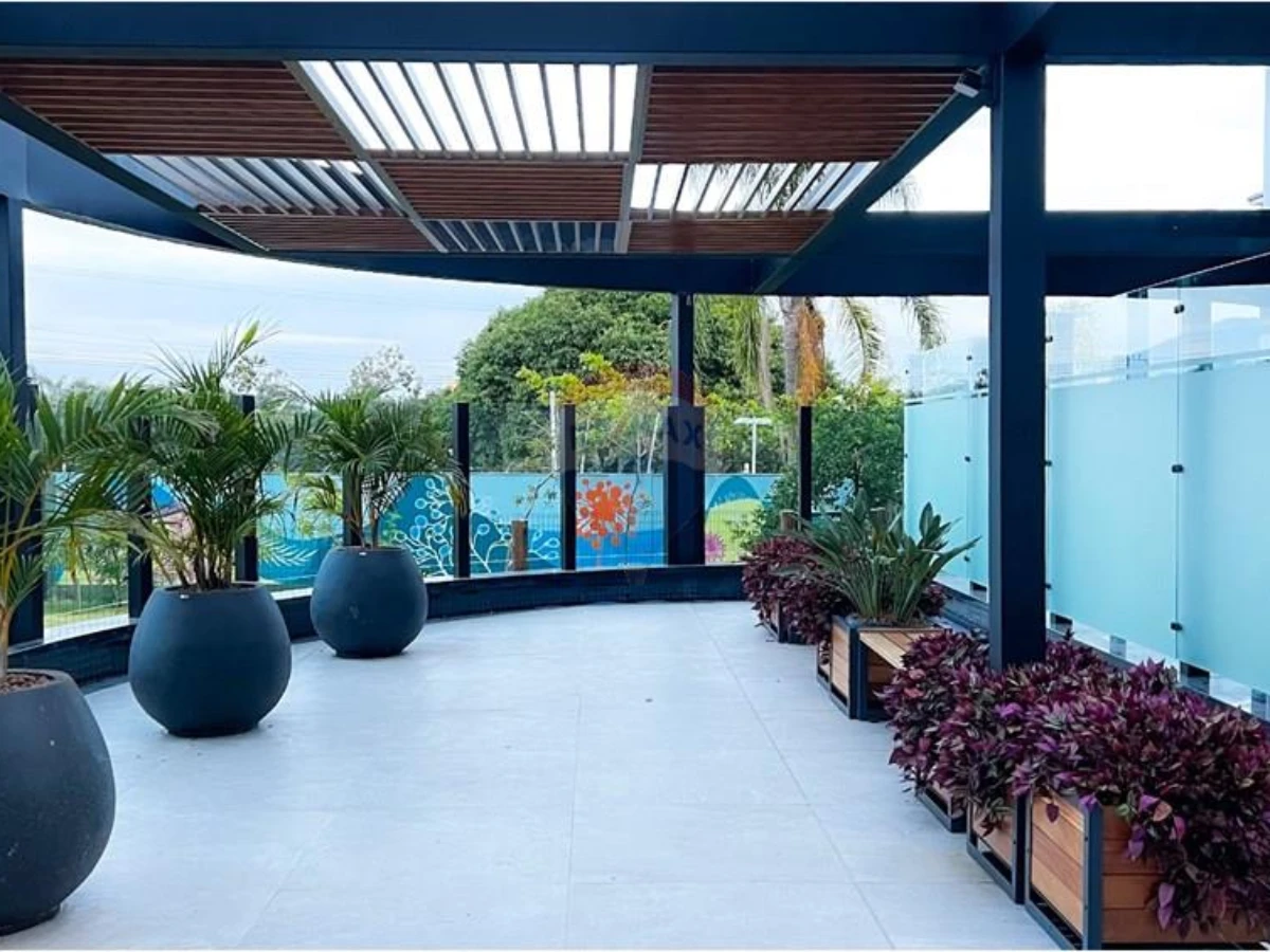 Apartamento 2 Suítes à Venda — Gaivotas Golden Residence, Ingleses