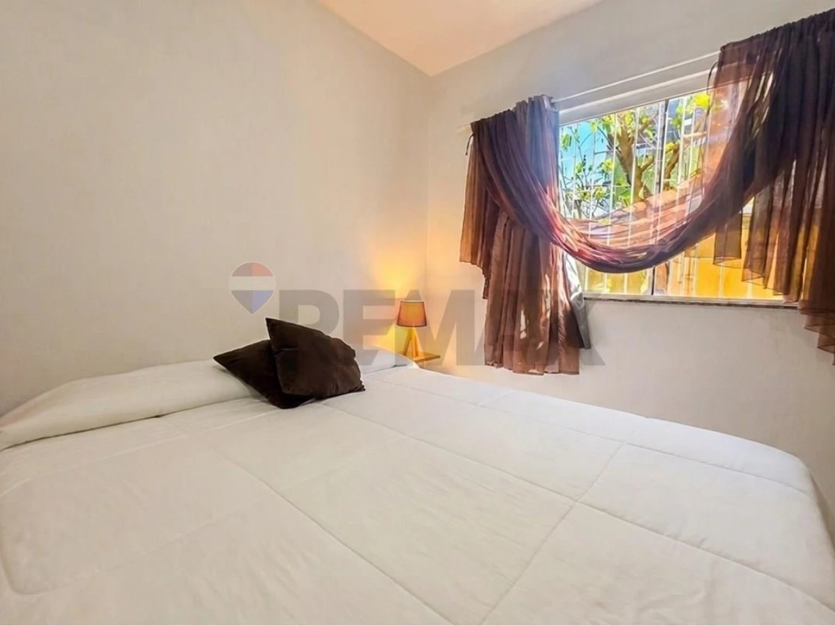 Apartamento Garden à Venda — 3 Dormitórios, 74 m², Ingleses
