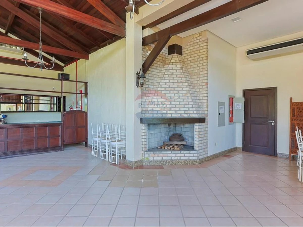 Sala Comercial para Locação – 184 m² na Carvoeira, Florianópolis