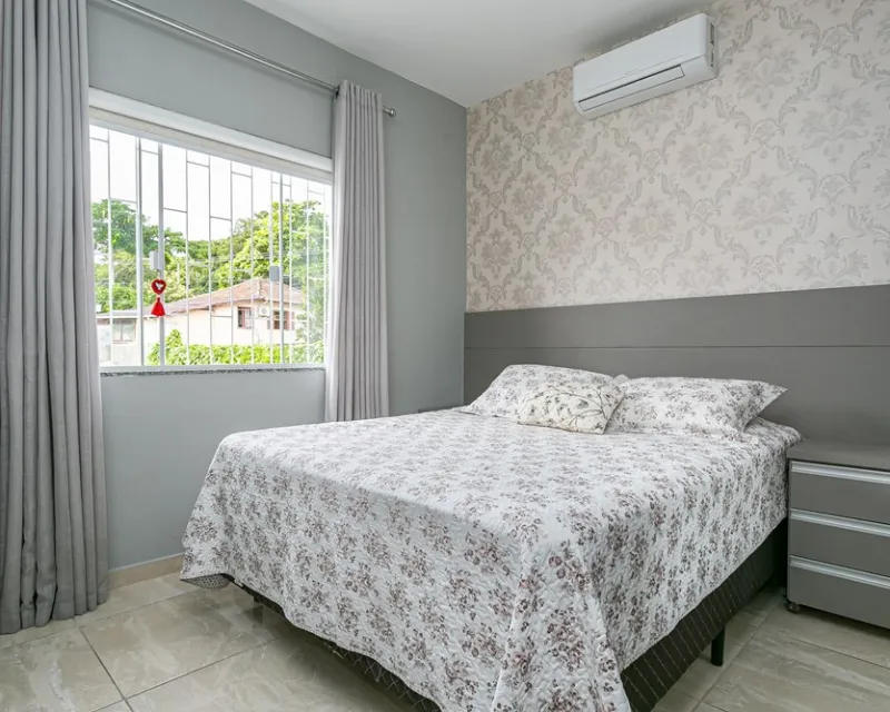 Casa à Venda — 185 m² de Área Útil, 5 Dormitórios, Piscina, Ribeirão da Ilha, Florianópolis — Ribeirão da Ilha