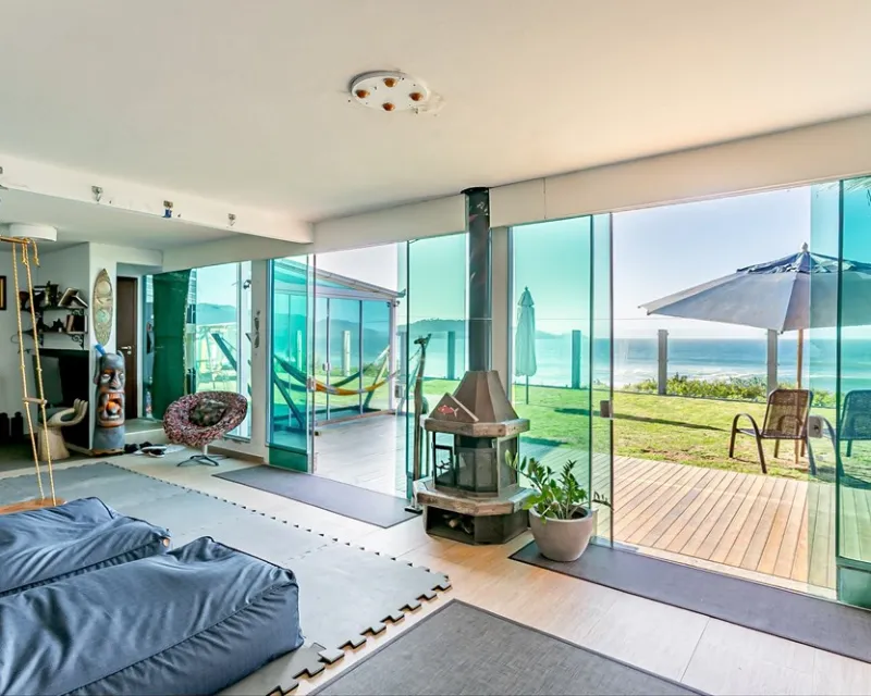 Casa 4 Quartos com Vista para o Mar à Venda no Campeche, Florianópolis — Campeche