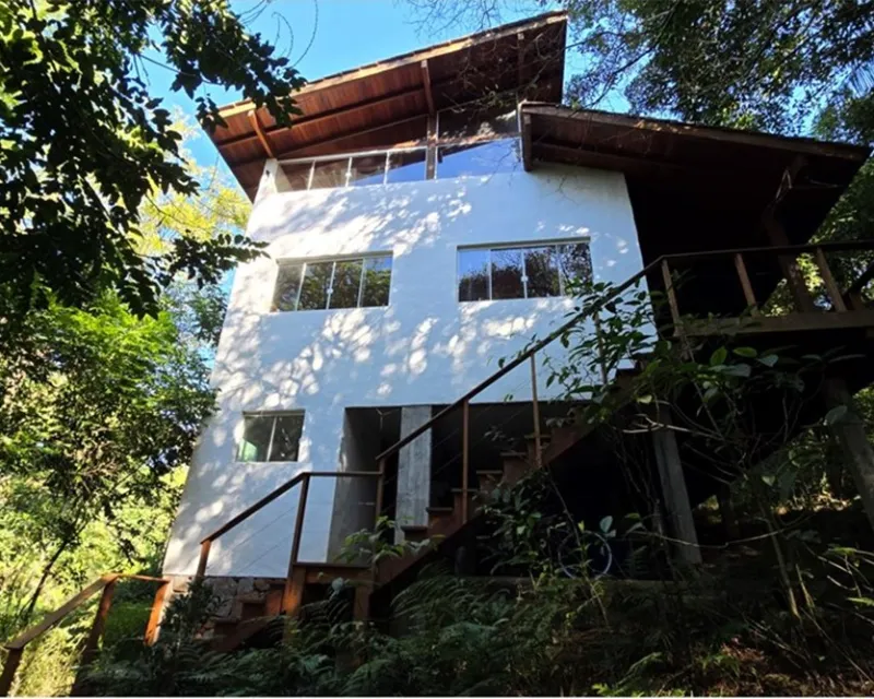 2-Bedroom House for Sale — Lagoa da Conceição, Florianópolis — Lagoa da Conceição