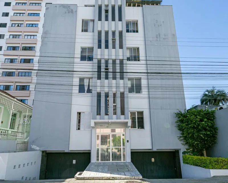 Apartamento 3 Quartos à Venda — Centro, Florianópolis — Centro