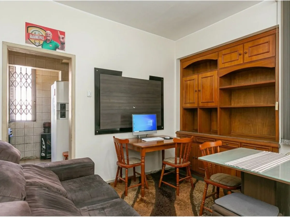 3-Bedroom Apartment for Sale — Centro, Florianópolis — Centro