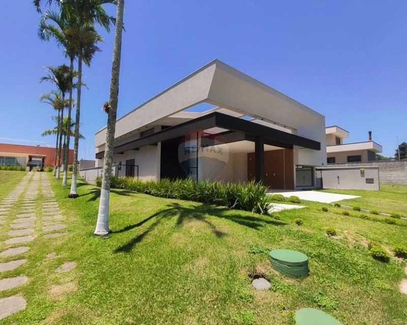 3-Suite Single-Story House for Sale — Rio Vermelho, Florianópolis — Rio Vermelho