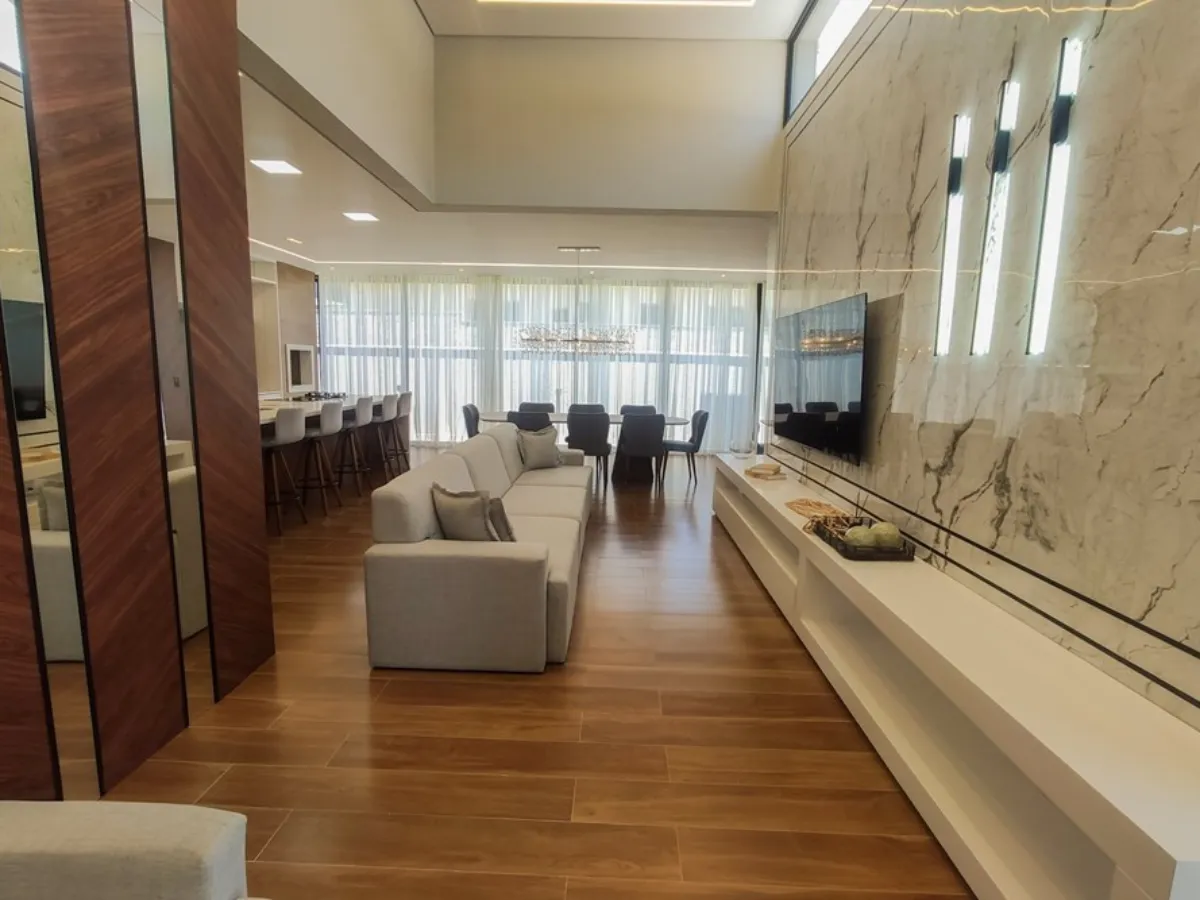 Casa en Planta Baja, 3 Suites en Venta — Rio Vermelho, Florianópolis — Rio Vermelho