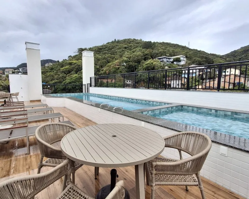 Apartamento Nuevo 3 Dormitorios con Vista al Mar en Saco Grande, Florianópolis — Saco Grande