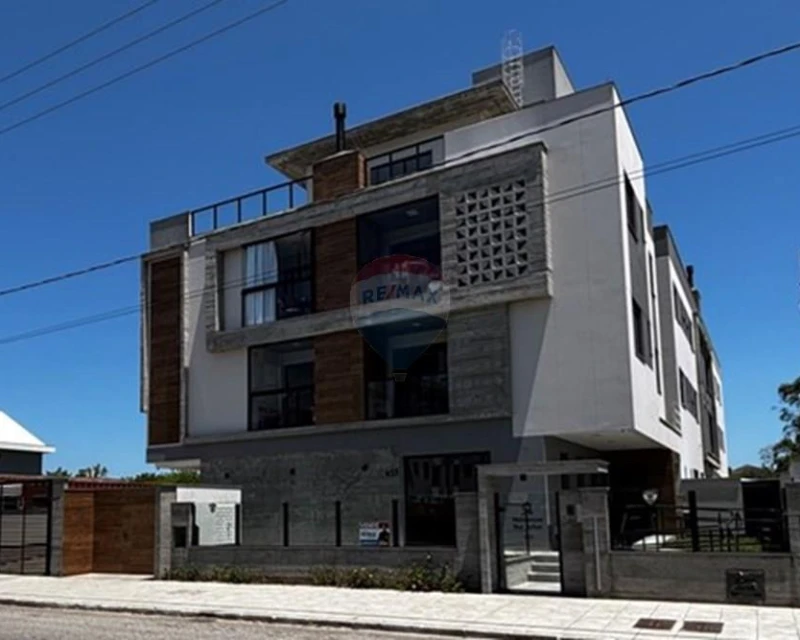 2-Bedroom Apartment for Sale in Ingleses, Florianópolis — 68 m² — Ingleses