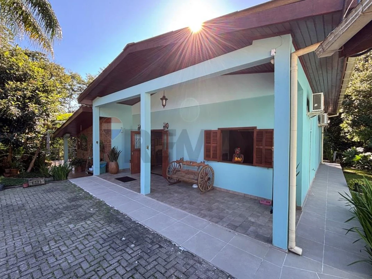 Chácara à Venda — Vargem Grande, Florianópolis, 12.268 m²