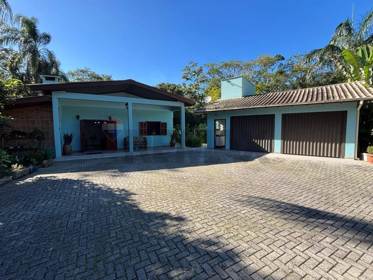 Chácara à Venda — Vargem Grande, Florianópolis, 12.268 m²