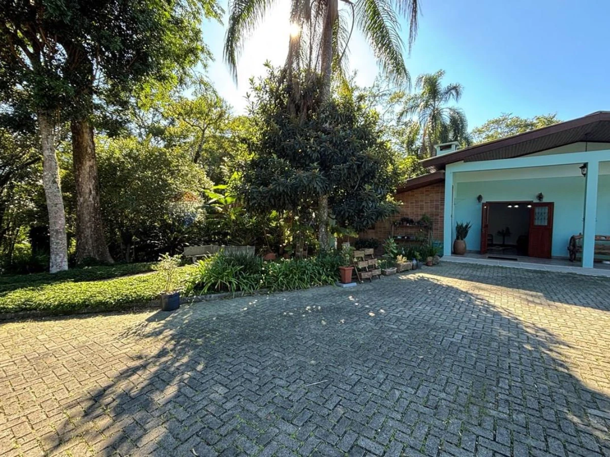Chácara à Venda — Vargem Grande, Florianópolis, 12.268 m²