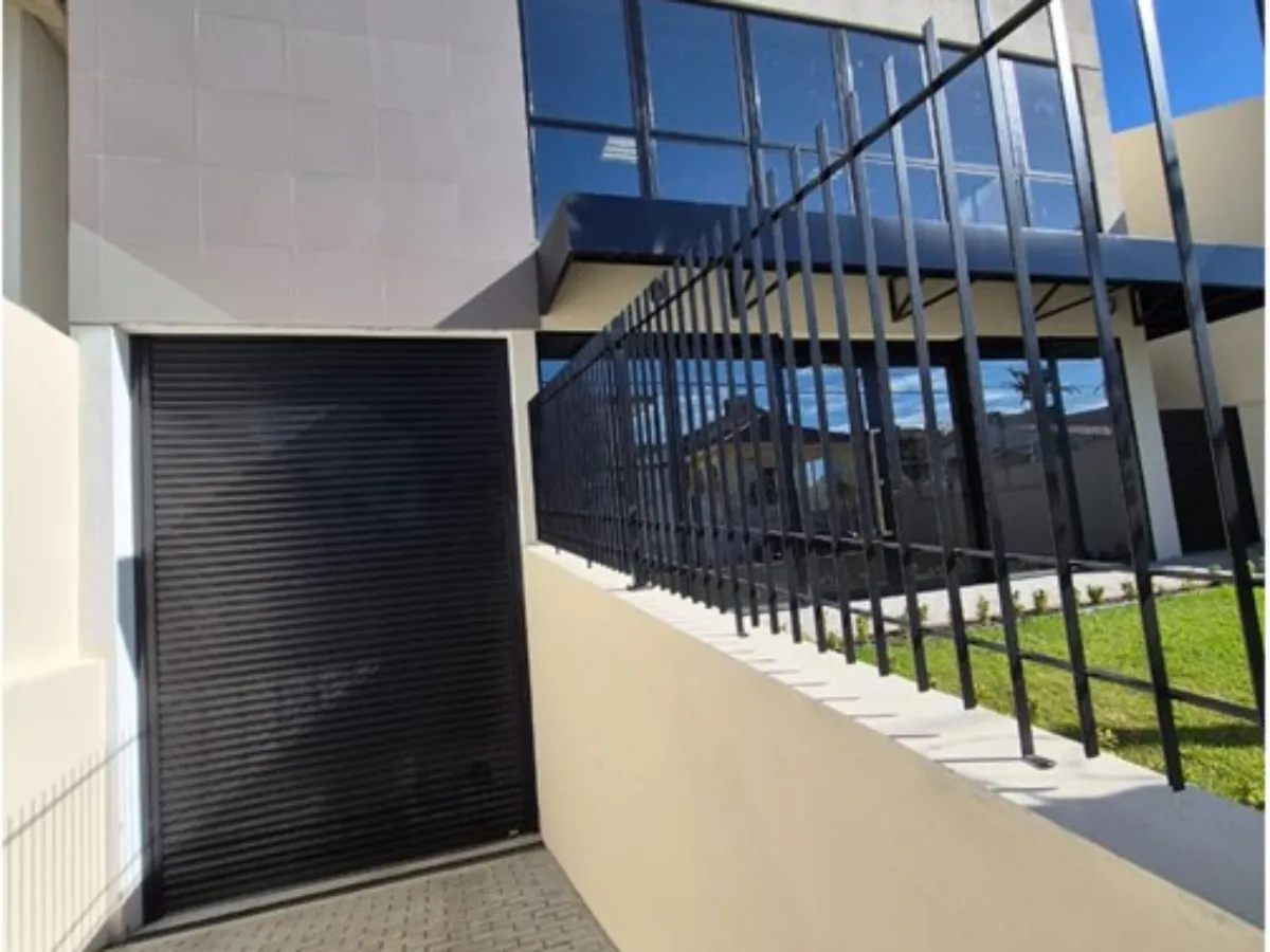 Prédio Comercial à Venda — Jardim Atlântico, Florianópolis SC — Jardim Atlântico