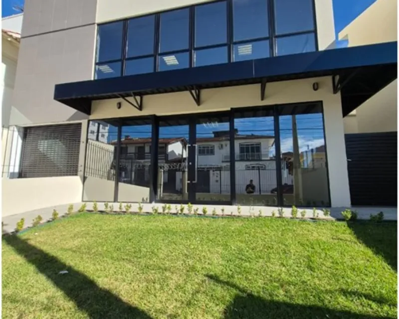 Prédio Comercial à Venda — Jardim Atlântico, Florianópolis SC — Jardim Atlântico