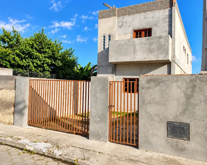 Casa 3 Suites en Venta en Rio Vermelho, Florianópolis — 168 m² — Rio Vermelho