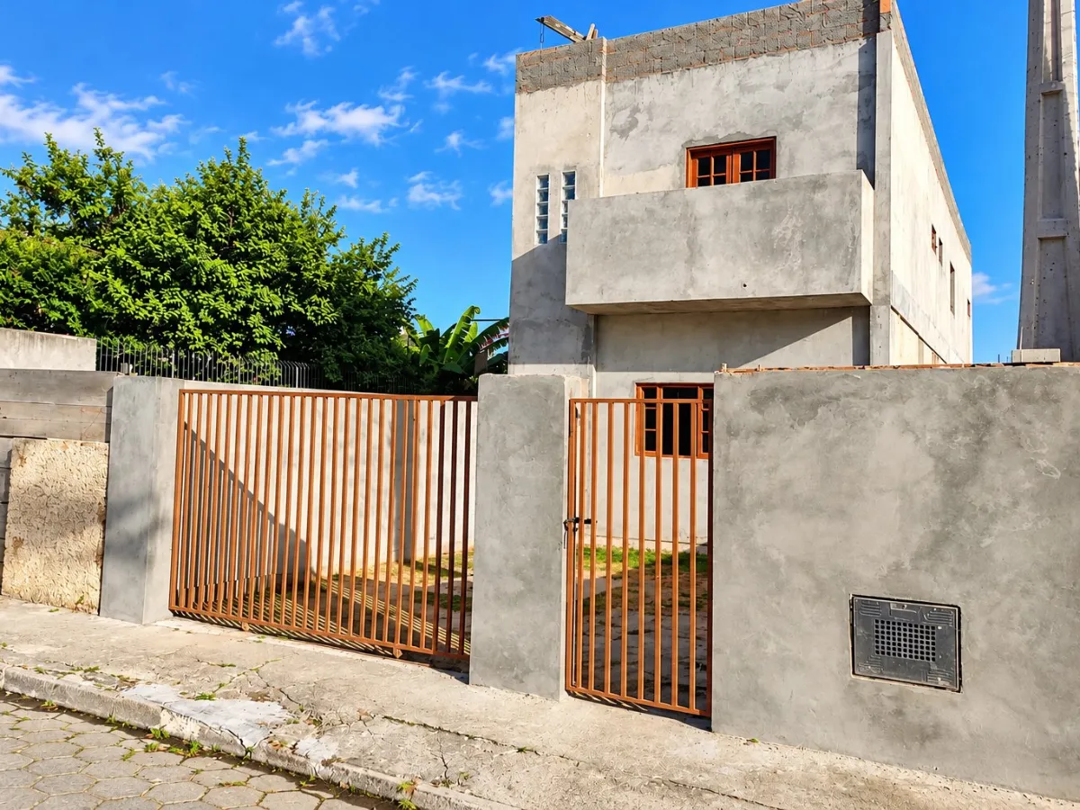 Sobrado 3 Suítes à Venda no Rio Vermelho, Florianópolis — 168 m² — Rio Vermelho