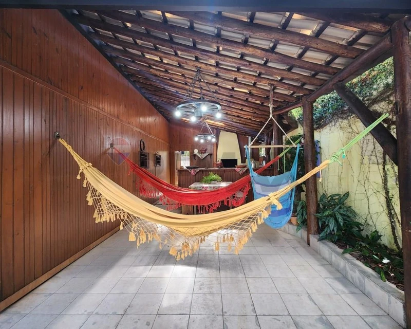 Casa 4 Suites en Venta en Ingleses, Florianópolis — 282 m² — Ingleses