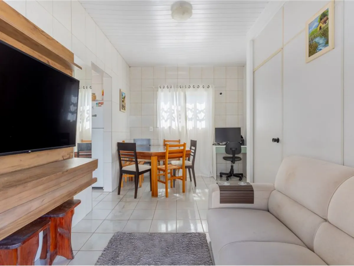 2-Bedroom House for Sale — Carianos, Florianópolis, SC — Carianos