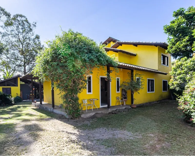 Casa 4 Dormitorios en Venta en Campeche, Florianópolis — Lote de 580 m² — Campeche