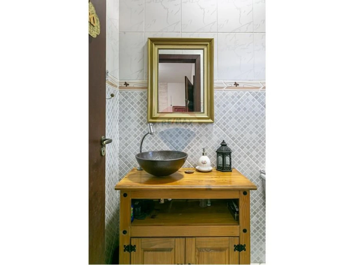 Casa 4 Quartos à Venda no Campeche, Florianópolis — Terreno de 580 m²
