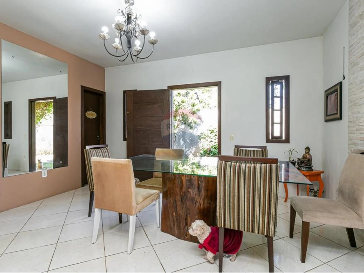 Casa 4 Quartos à Venda no Campeche, Florianópolis — Terreno de 580 m²