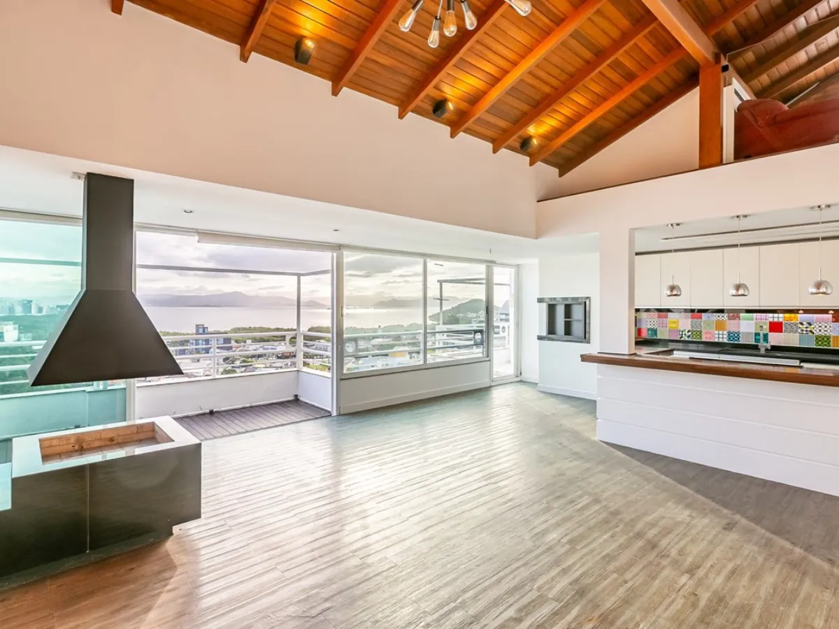 Penthouse 3 habitaciones con vista al mar en venta — Itacorubi, Florianópolis — Itacorubi