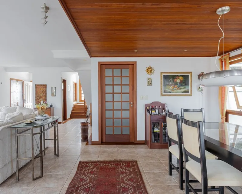 Casa 3 Dormitórios com Vista para a Baía Norte — João Paulo, Florianópolis — João Paulo