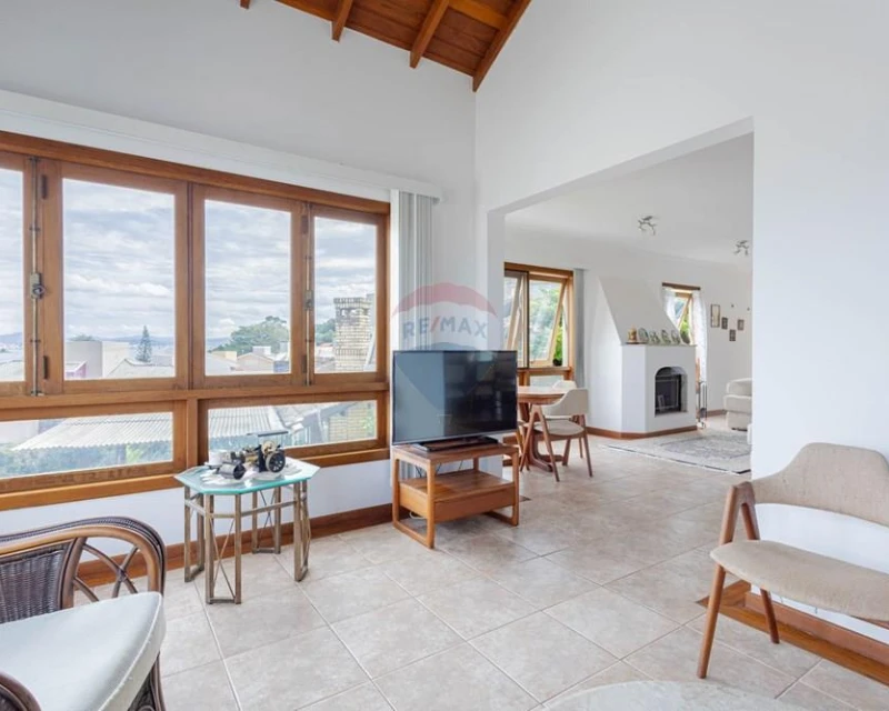 3-Bedroom House with Bay View — João Paulo, Florianópolis — João Paulo