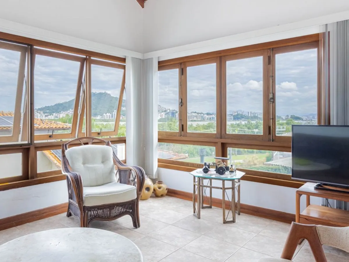 3-Bedroom House with Bay View — João Paulo, Florianópolis — João Paulo