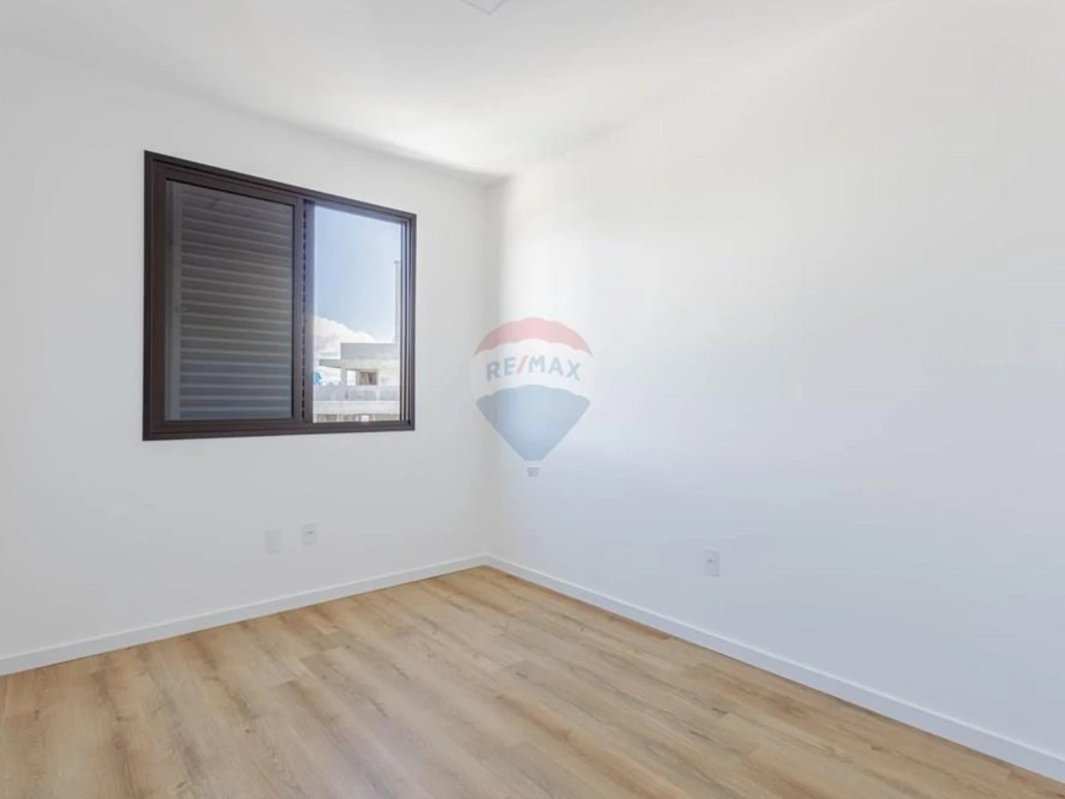 Apartamento 3 Dormitórios com Vista Mar — João Paulo, Florianópolis