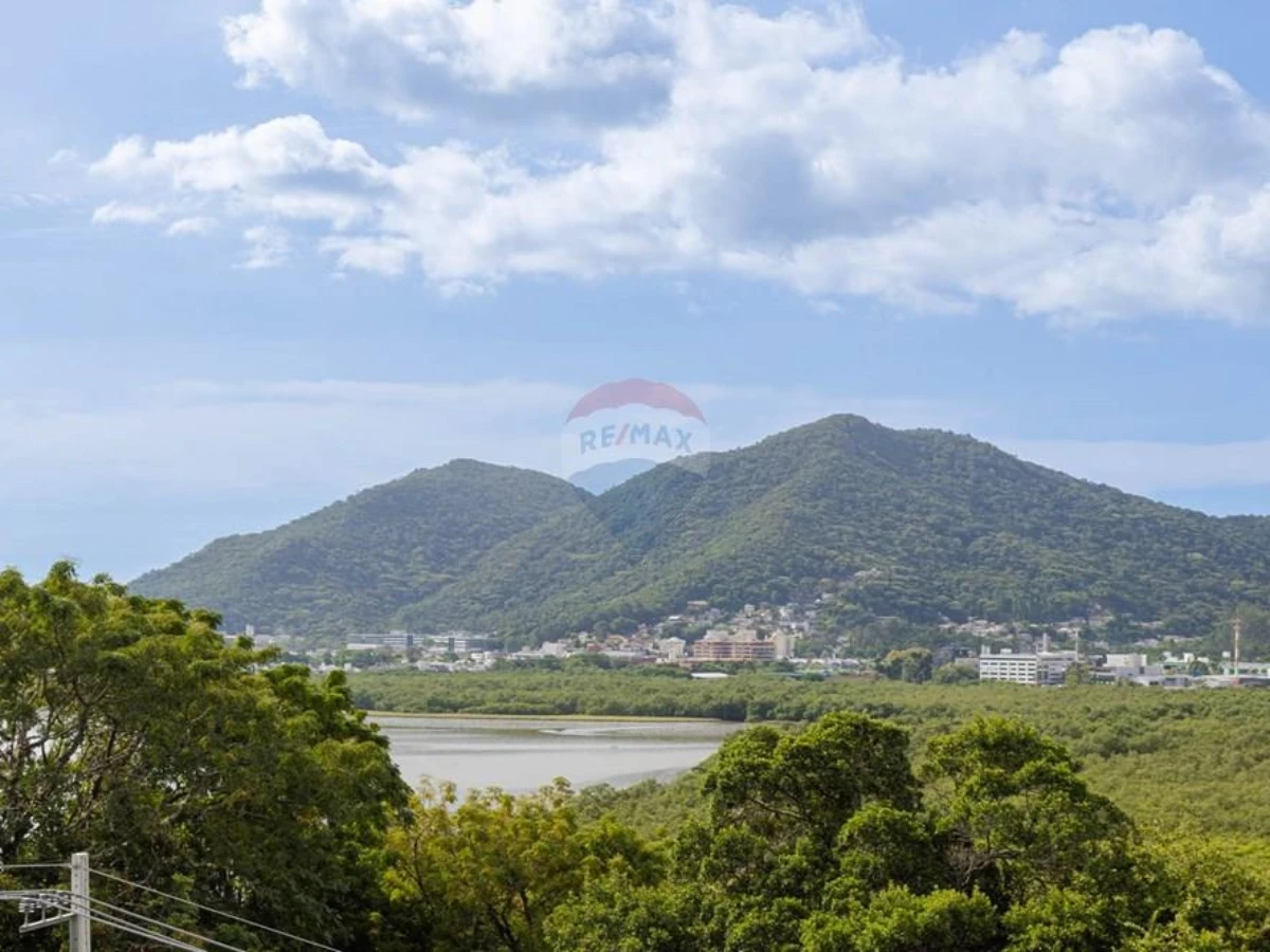 Apartamento 3 Suítes Vista Mar — João Paulo, Florianópolis