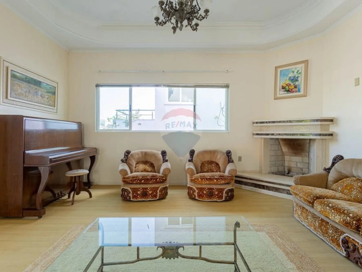 Casa de Condomínio 5 Dormitórios à Venda no João Paulo, Florianópolis
