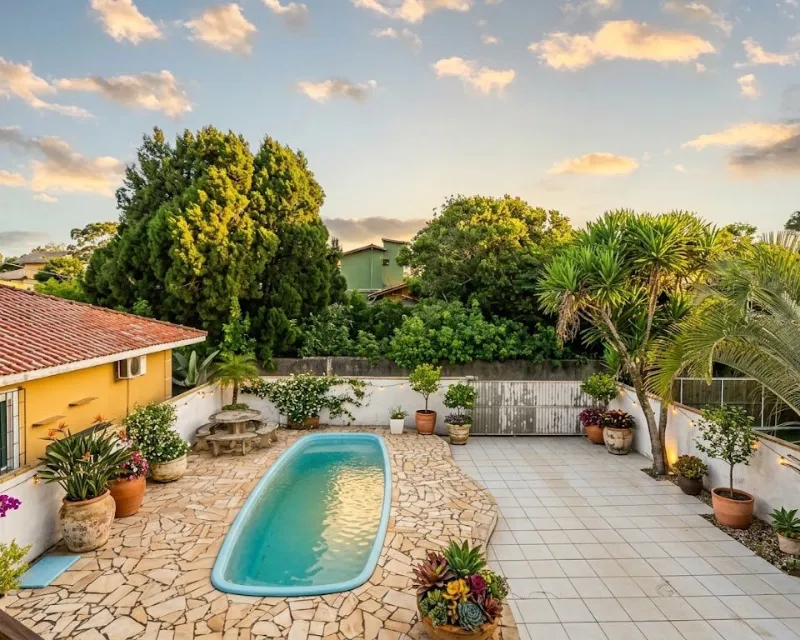 Casa 4 Dormitorios en Venta en Rio Vermelho, Florianópolis — Rio Vermelho