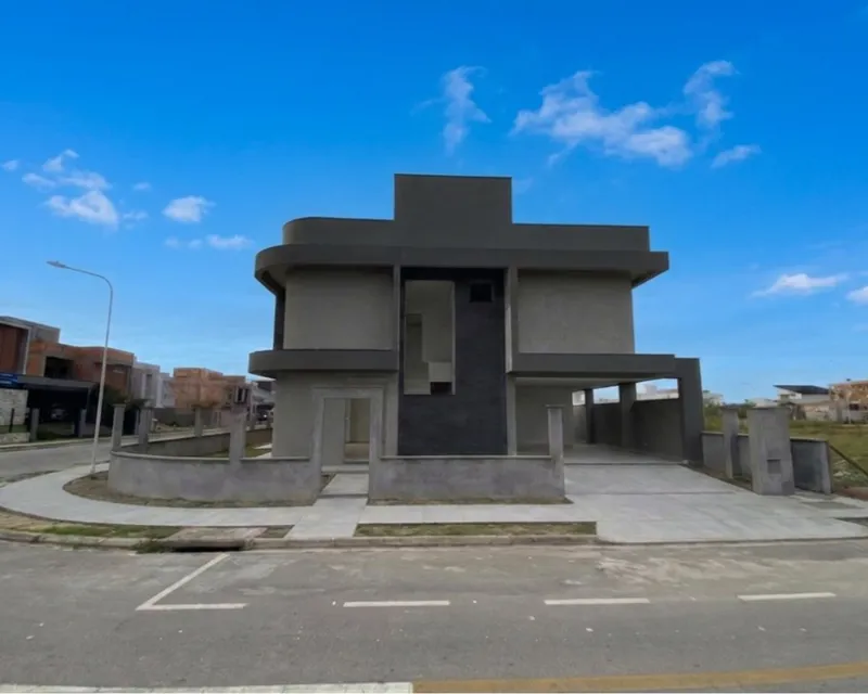 Casa 4 Suítes à Venda no Jardim Campeche, Florianópolis — Campeche